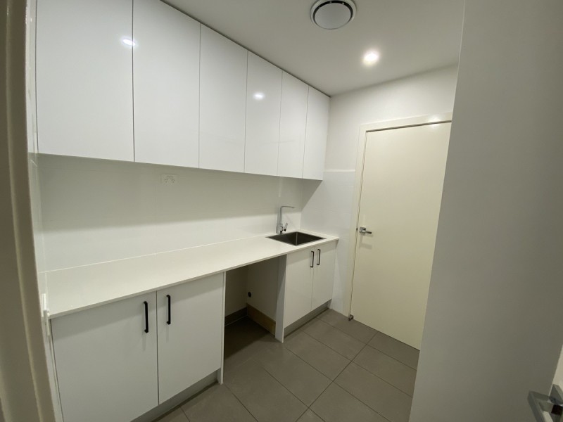 9A Freeland Grove, Jacana VIC 3047