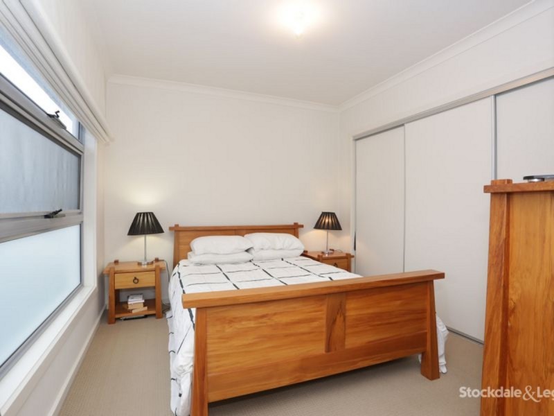 106 Chapman Avenue, Glenroy VIC 3046