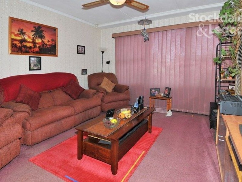 11 Ouyen Court, Dallas VIC 3047