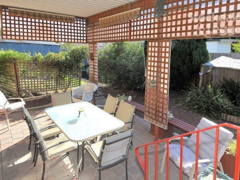 11 Ouyen Court, Dallas VIC 3047