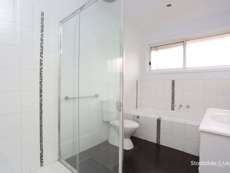 45 Bushfield Crescent, Coolaroo VIC 3048