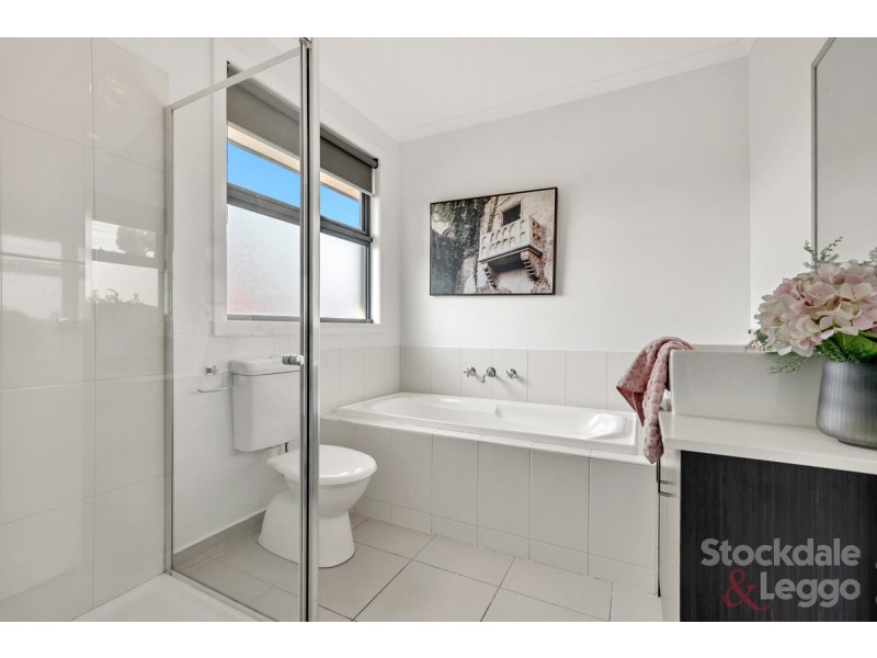 2/3 Howard Court, Glenroy VIC 3046