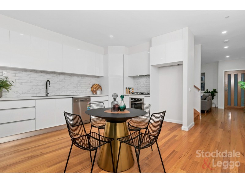 3/2 Cartwright Street, Oak Park VIC 3046