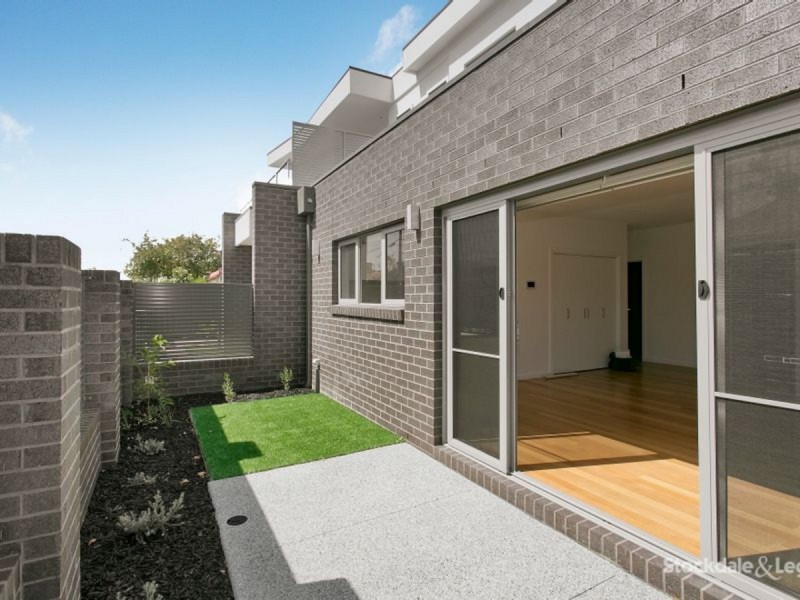 15 John Street, Seddon VIC 3011