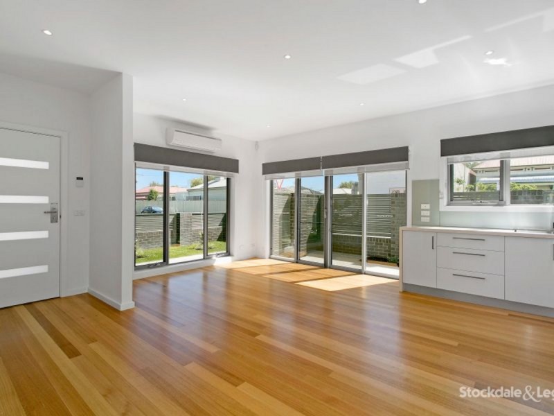 15 John Street, Seddon VIC 3011