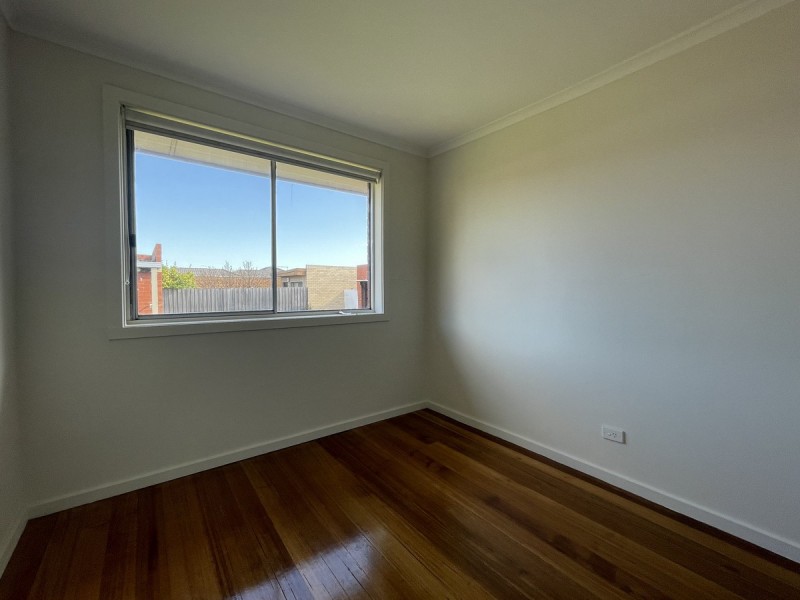 4/11 Logan Street, Glenroy VIC 3046