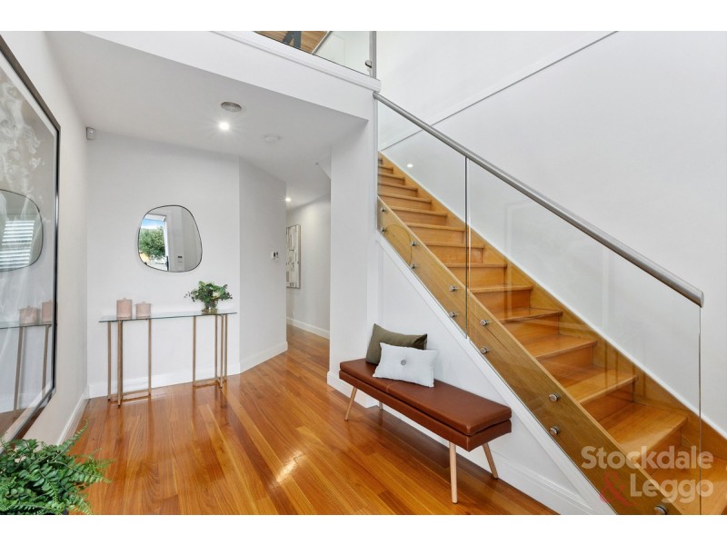 33 Farview Street, Glenroy VIC 3046