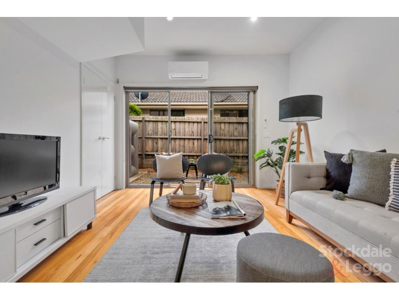 2/1 Regent Street, Hadfield VIC 3046