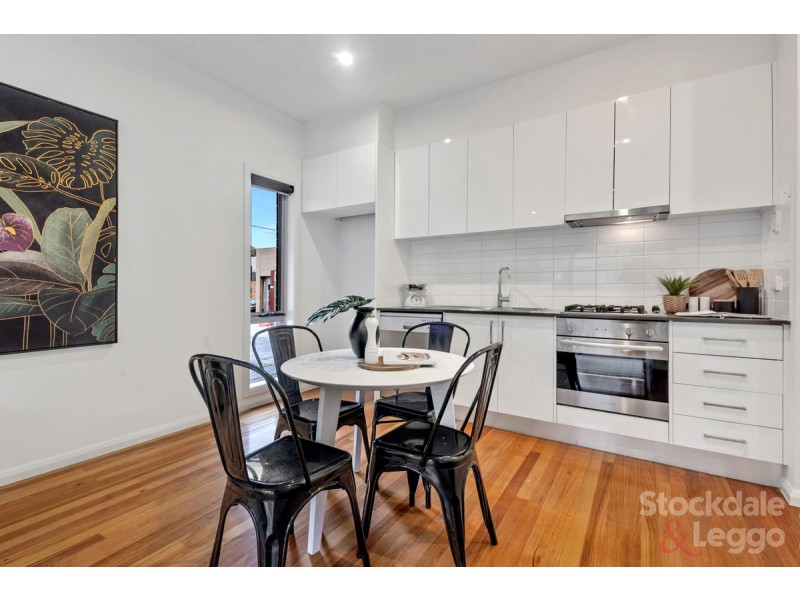 2/1 Regent Street, Hadfield VIC 3046