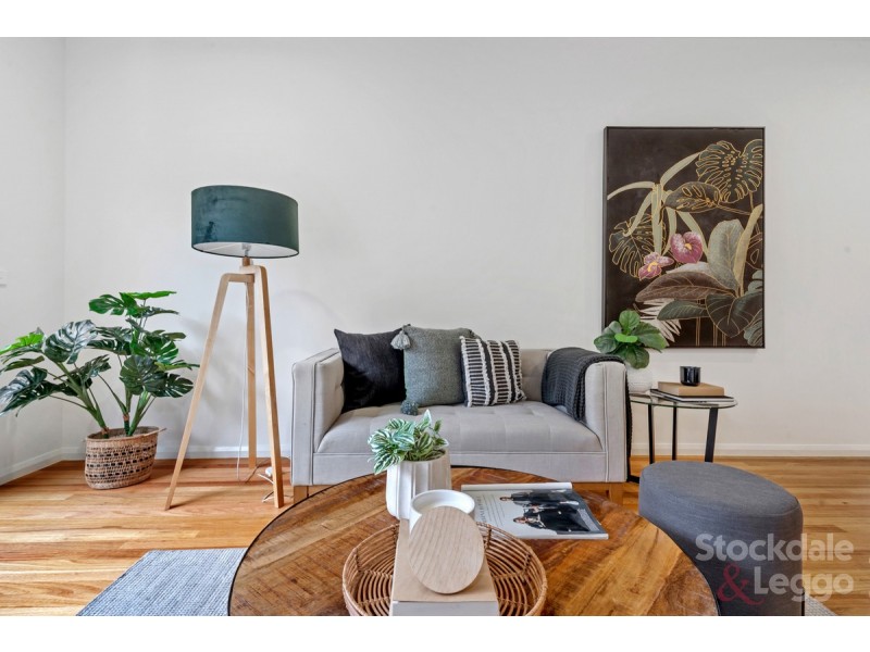 2/1 Regent Street, Hadfield VIC 3046
