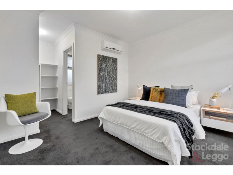 2/1 Regent Street, Hadfield VIC 3046