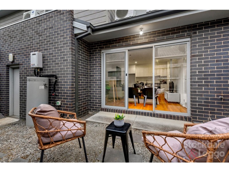 2/1 Regent Street, Hadfield VIC 3046