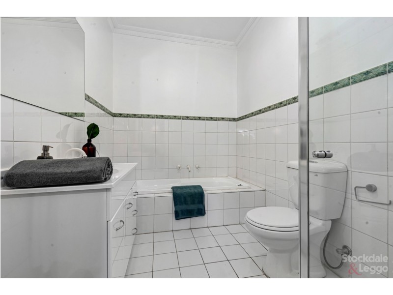 120 Loongana Avenue, Glenroy VIC 3046