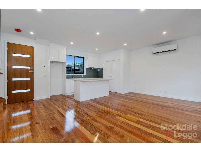 2/73 Hubert Avenue, Glenroy VIC 3046