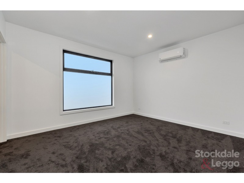 2/73 Hubert Avenue, Glenroy VIC 3046