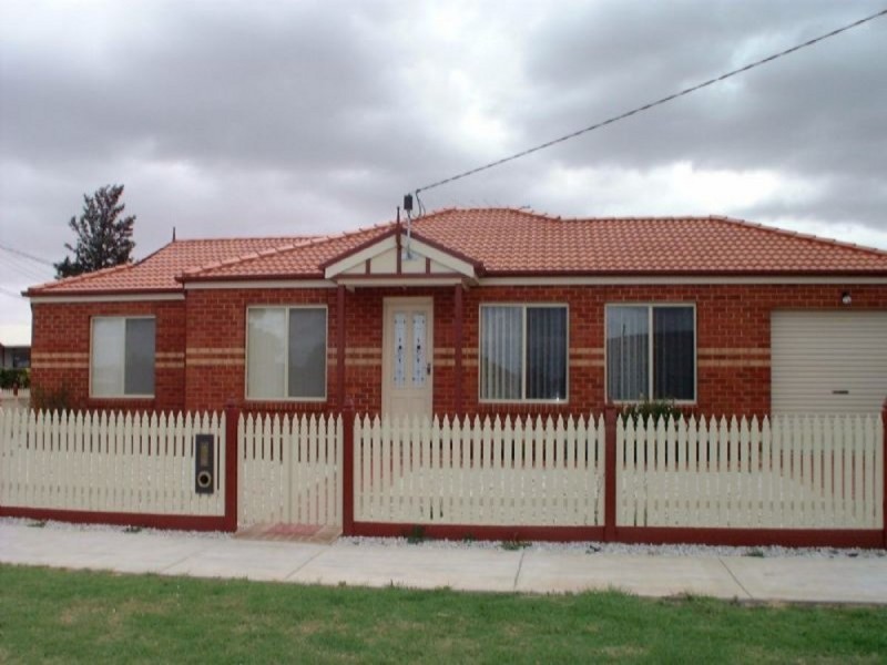 120 Kitchener Street, Broadmeadows VIC 3047
