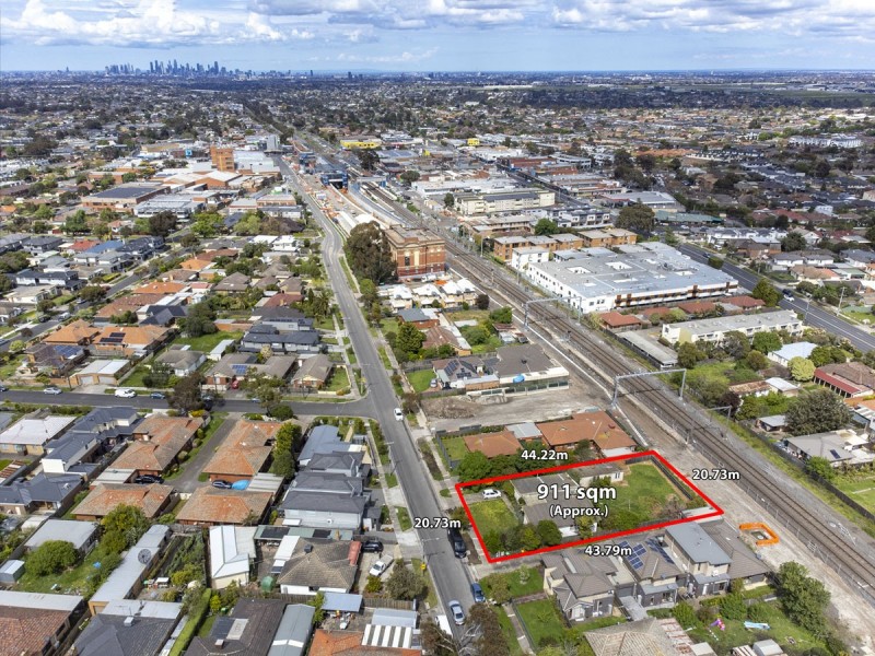 13 Hartington Street, Glenroy VIC 3046