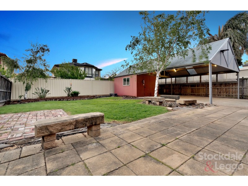7 Cardinal Road, Oak Park VIC 3046