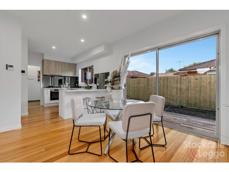 3/10 John Street, Oak Park VIC 3046