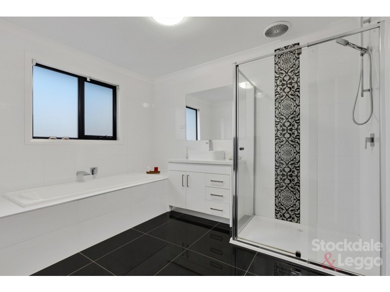 51 East Street, Hadfield VIC 3046