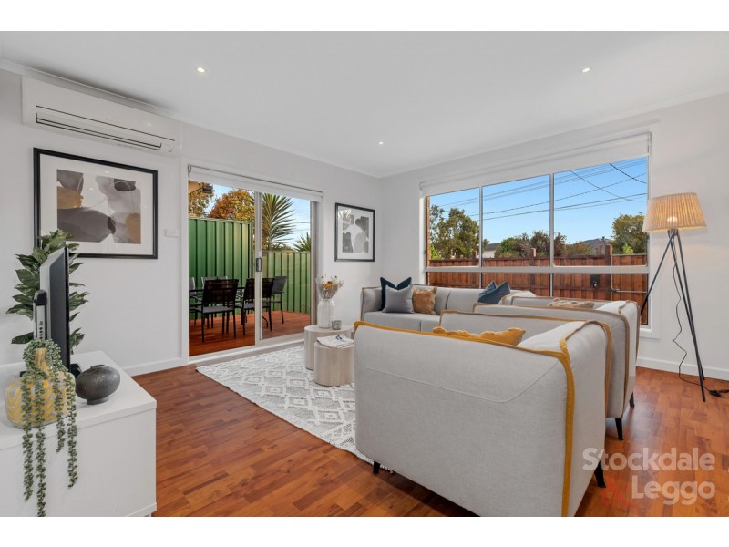 2/42 Winifred Street, Oak Park VIC 3046