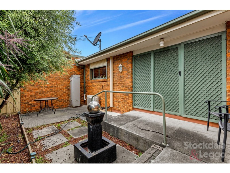 16 Walter Street, Hadfield VIC 3046