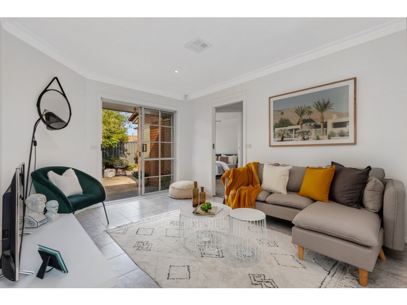 5A Devon Road, Pascoe Vale VIC 3044