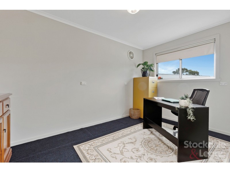 4 Genoa Court, Coolaroo VIC 3048