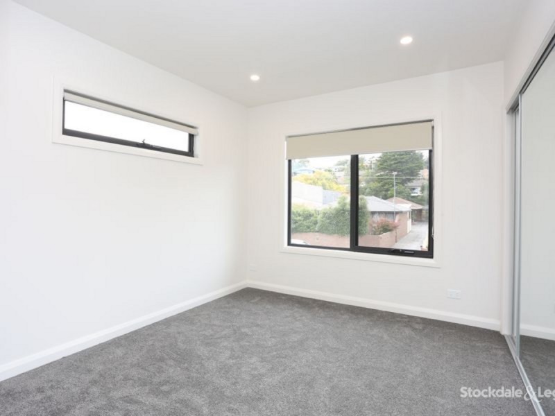1/75 Winifred Street, Oak Park VIC 3046