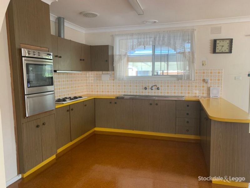 12 Second Avenue, Craigieburn VIC 3064