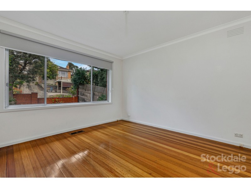 46 Valley Crescent, Glenroy VIC 3046
