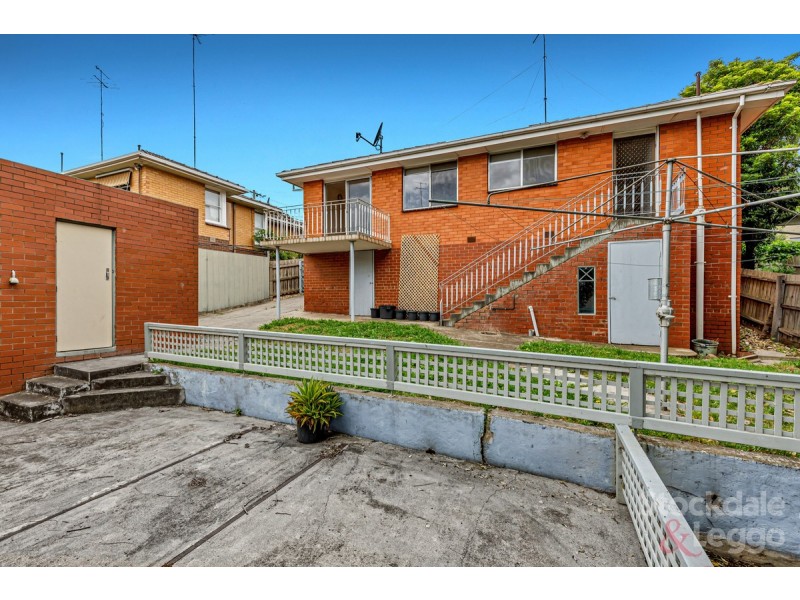 46 Valley Crescent, Glenroy VIC 3046