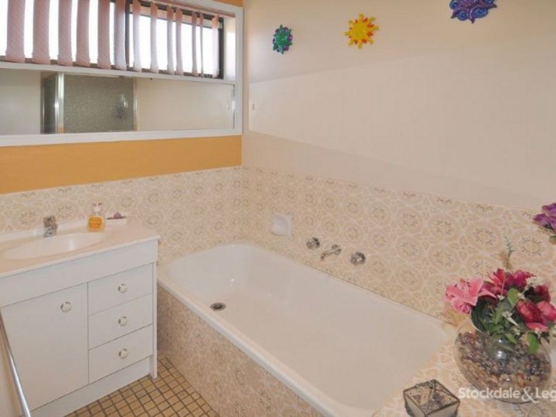 12/2-6 Chapman Avenue, Glenroy VIC 3046