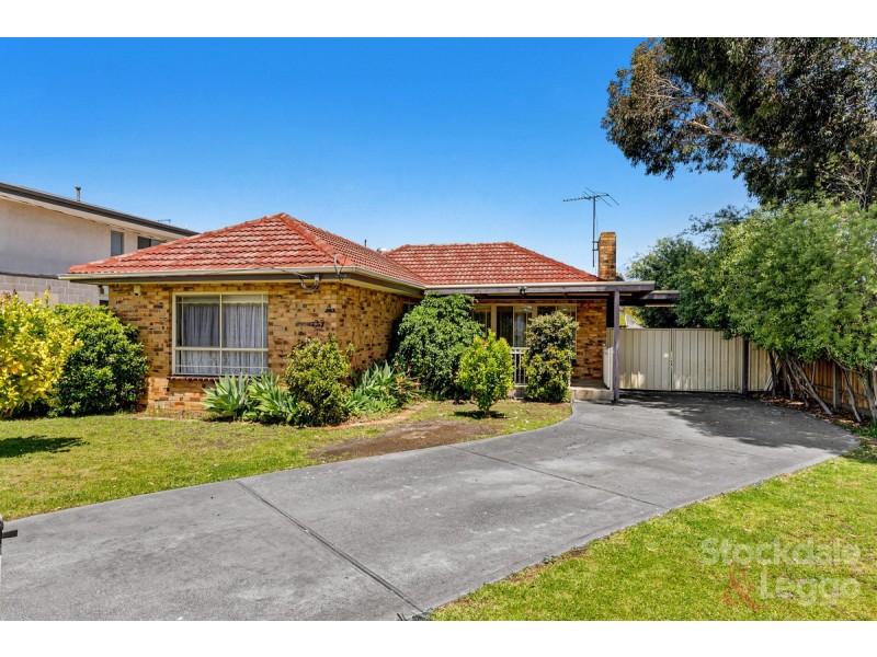 33 Melbourne Avenue, Glenroy VIC 3046