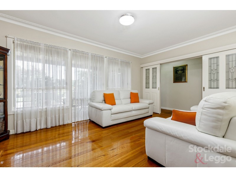 33 Melbourne Avenue, Glenroy VIC 3046