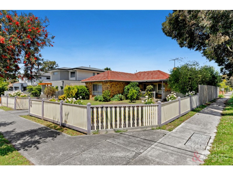 33 Melbourne Avenue, Glenroy VIC 3046