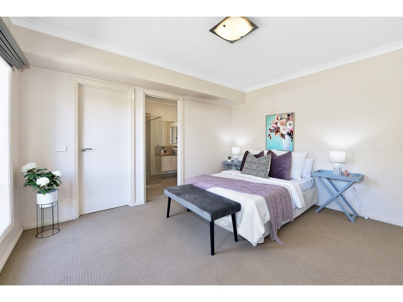 27 Vienna Chase, Lalor VIC 3075