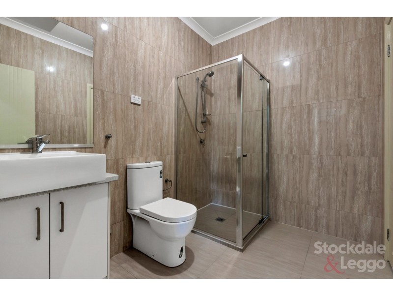 3/68 Wheatsheaf Road, Glenroy VIC 3046