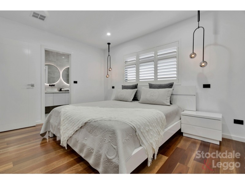 21 Quick Street, Pascoe Vale VIC 3044