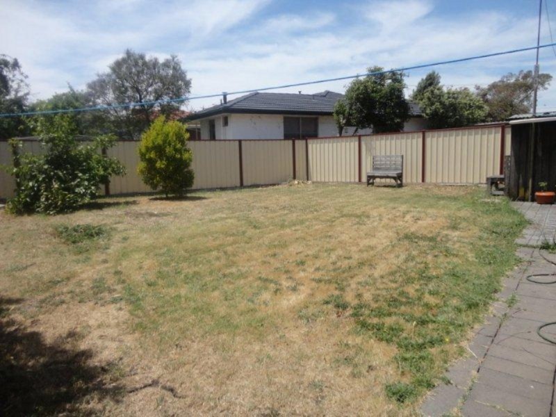 24 Longford Crescent, Coolaroo VIC 3048