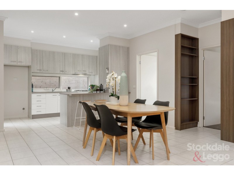 2/33 Evell Street, Glenroy VIC 3046