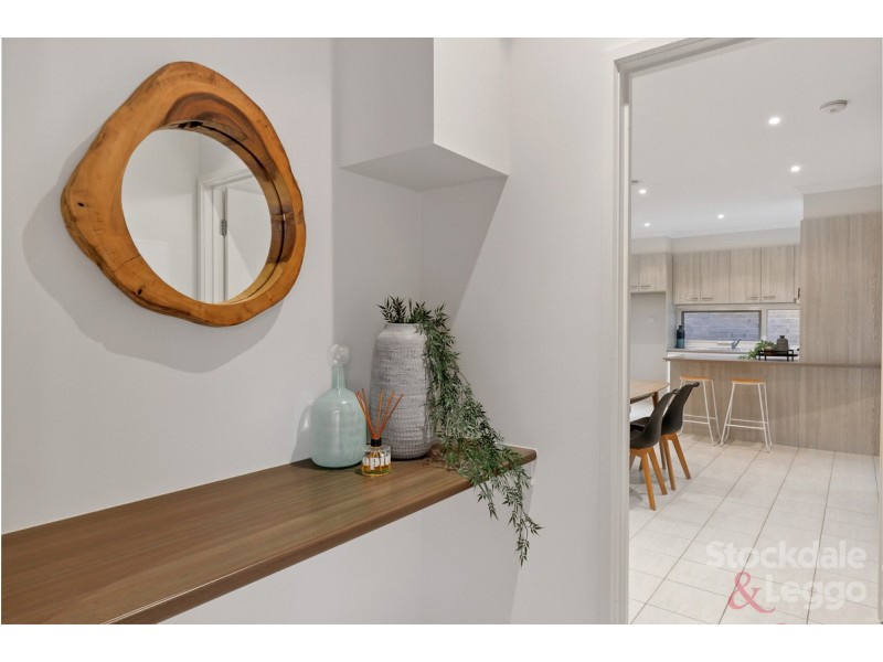 2/33 Evell Street, Glenroy VIC 3046