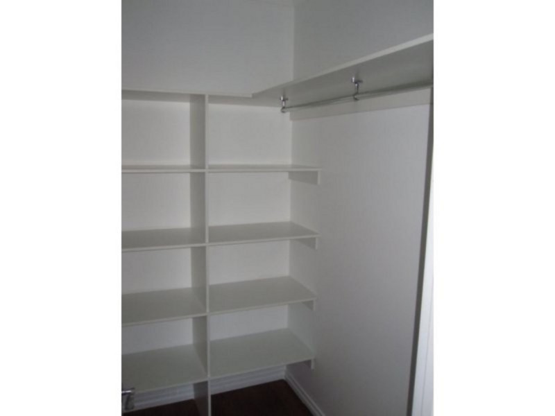 2/10 Churchill Street, Glenroy VIC 3046