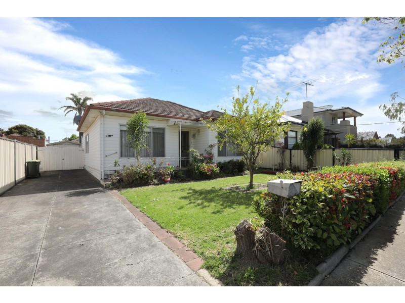 18 Kingsford Avenue, Coburg North VIC 3058