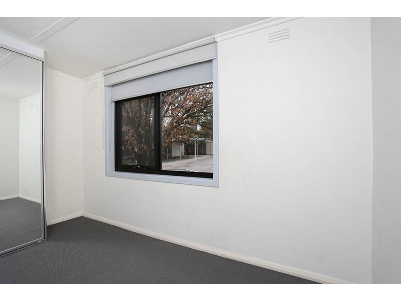 4/64 New Road, Oak Park VIC 3046