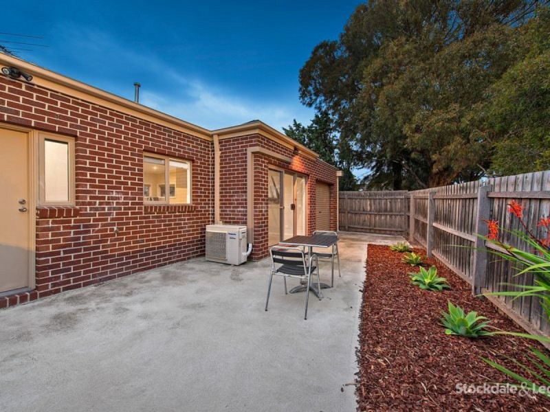 2/85 Winifred Street, Oak Park VIC 3046