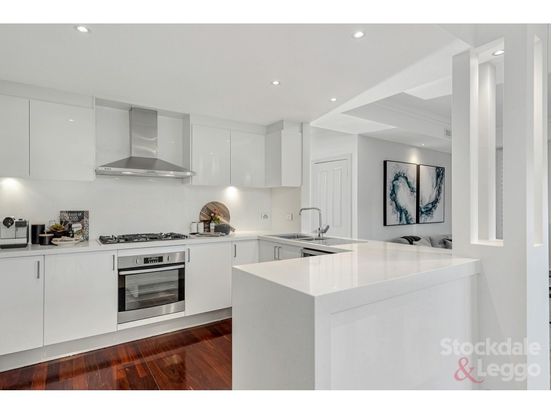 1/26 Watt Avenue, Oak Park VIC 3046