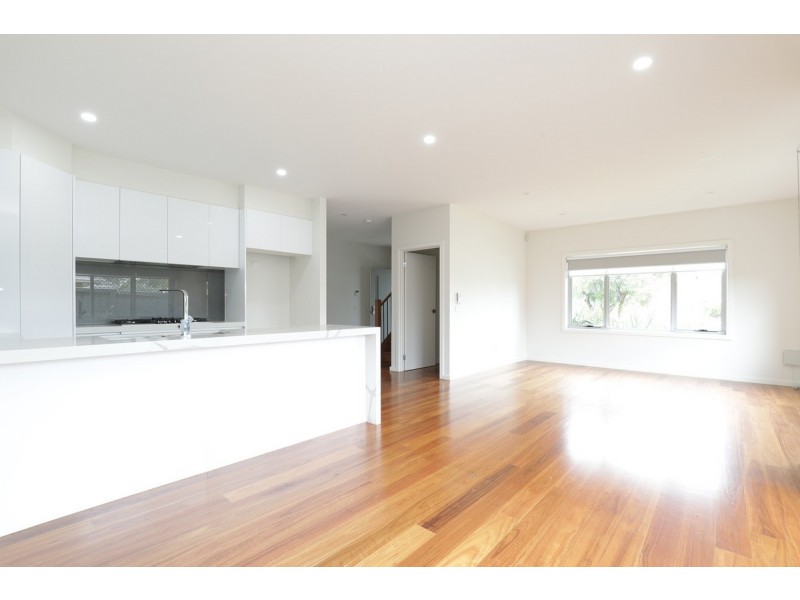 1/28 Curie Avenue, Oak Park VIC 3046