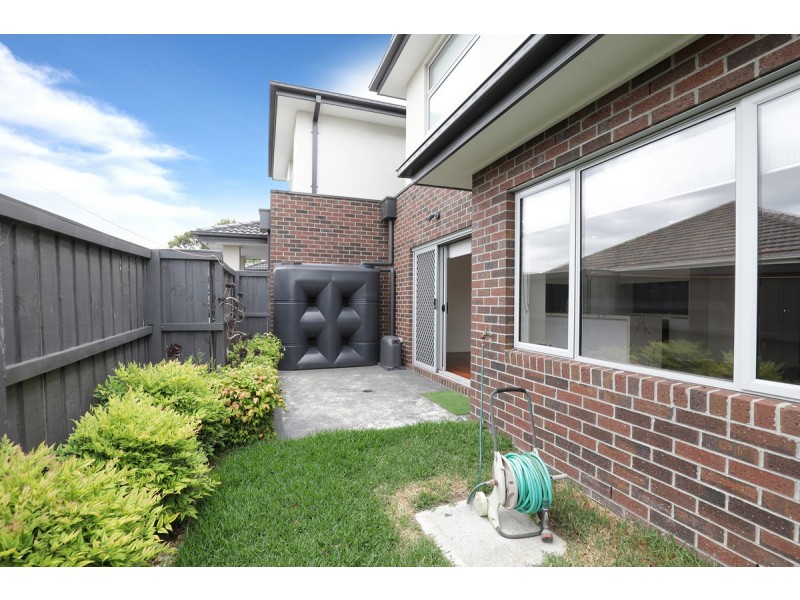1/28 Curie Avenue, Oak Park VIC 3046