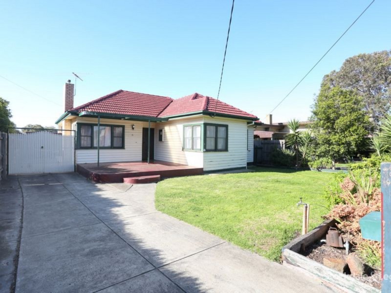 18 Maude Avenue, Glenroy VIC 3046